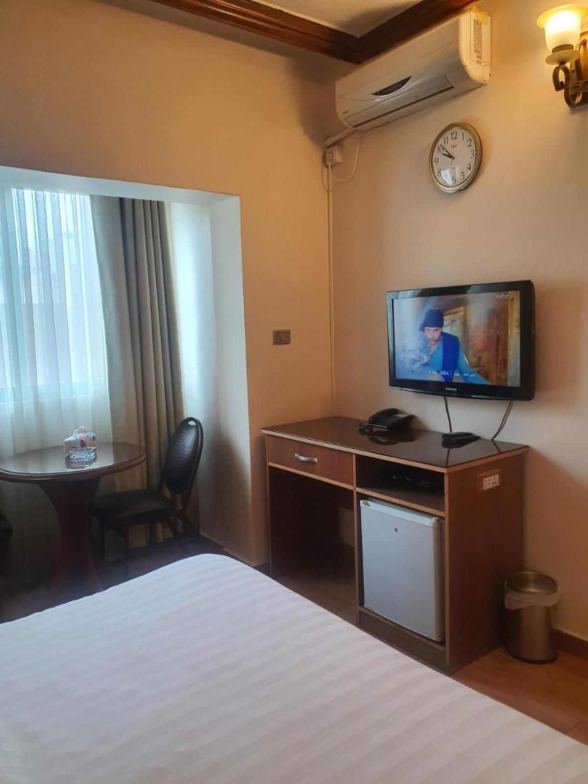 Aghadeer Hotel Amman Buitenkant foto
