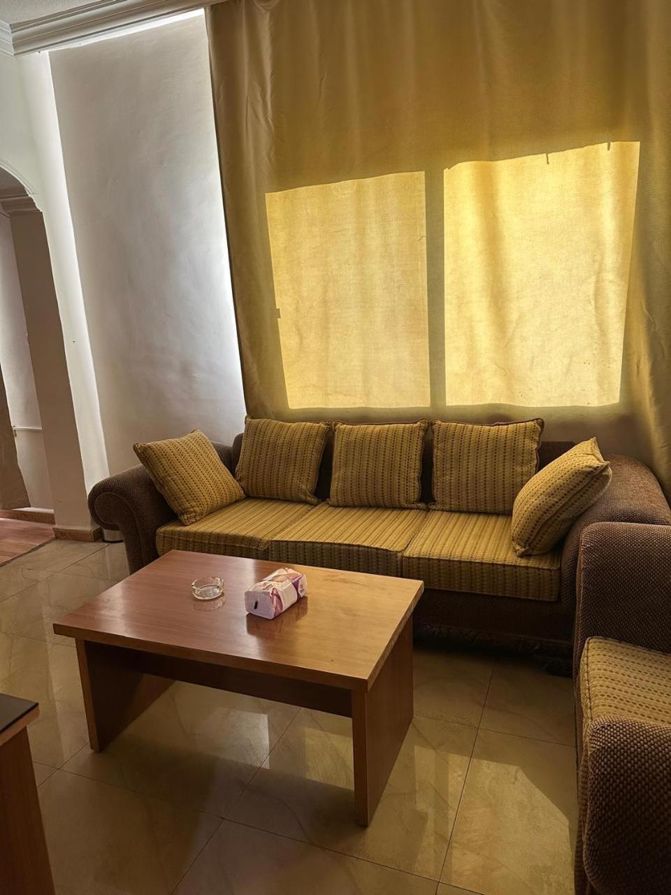 Aghadeer Hotel Amman Buitenkant foto
