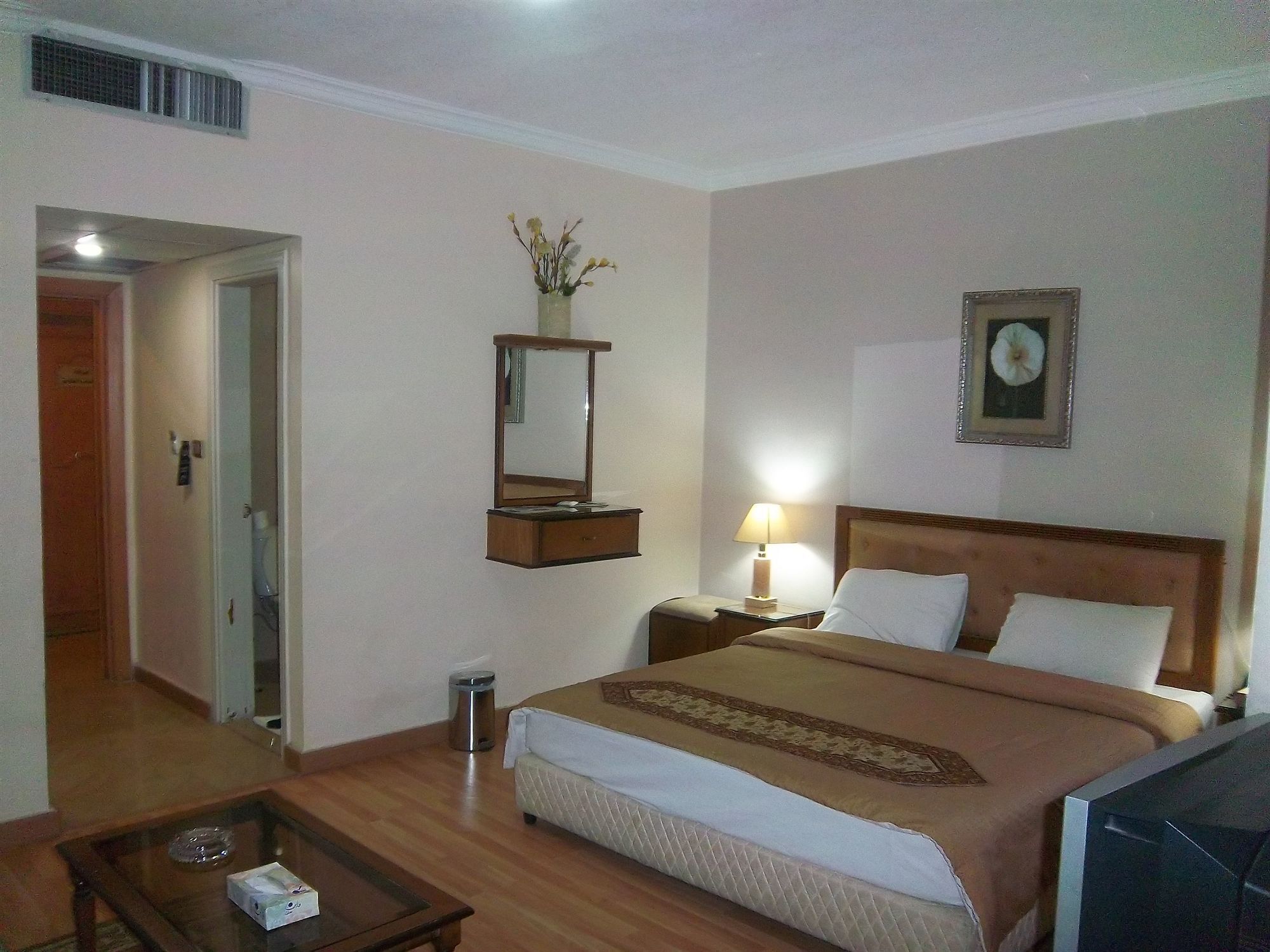 Aghadeer Hotel Amman Buitenkant foto